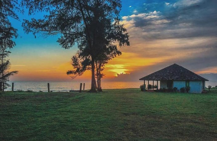 Payyambalam Beach Payyambalam Beach